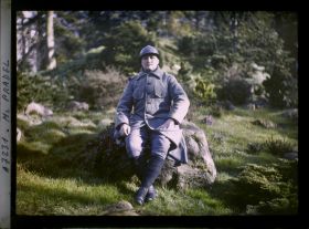 Image représentant Monsieur  https://musee-albert-kahn.s-museum.fr/home/NWQ2OTAwYzNmYjZlZTk1ZWQwODJmMjY4L2dlbmVyaWMtbm90aWNlLXRhYi9hdXRob3JpdHkvNjE3YTc5ZjVjZjhiODk2OGIzMzM3ZDIx/5d6900c3fb6ee95ed082f268/generic-notice-tab/authority/617a79ebcf8b8968b3337634 Pradel