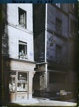 Image représentant L'angle des rues Brisemiche et Saint-Merri