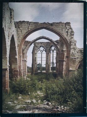 Image représentant France, Varennes, Intérieur de l'Eglise
