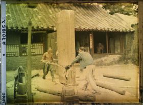 Image représentant Deux tailleurs de pierre