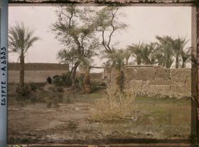 Image représentant Entrée d'un village soudanais près de la ville