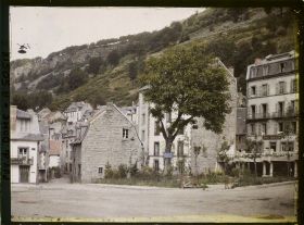 Image représentant France, Mont Dore, Place de l'Eglise