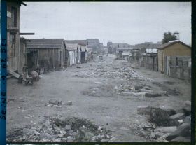 Image représentant Vue de la " Zone ", à l'emplacement des anciennes fortifications entre les portes de Clignancourt et de Saint-Ouen