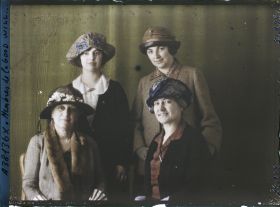 Image représentant Groupe de dames de la Good Will Delegation