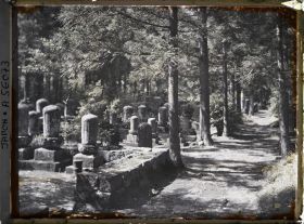 Image représentant Petit cimetière bouddhiste