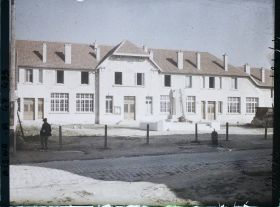 Image représentant France, Crouy, Mairie et Ecoles