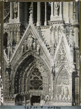 Image représentant France, Reims, Façade de la Cathédrale Porche droit