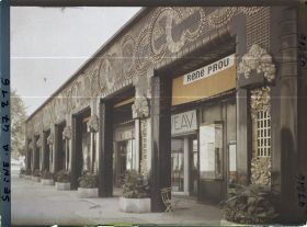 Image représentant L'Exposition des arts décoratifs, Galerie des boutiques françaises, 125 m le long de la gare des Invalides, boutique du décorateur René Prou