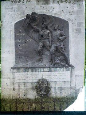 Image représentant France, Flirey, Haut relief du monument aux Morts