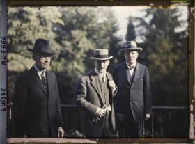 Image représentant Accords de Locarno, la délégation tchécoslovaque (de gauche à droite M. Kretchama, M. Benès, M. Heidrich)