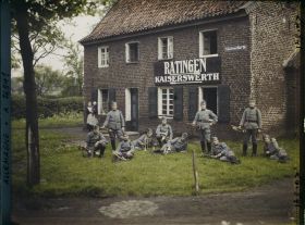 Image représentant fanfare de la cavalerie au repos