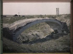 Image représentant France, Feuillaucourt, Autre aspect du Pont du Canal du Nord