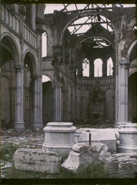 Image représentant France, Armentières, Ruines de Notre Dame : le Chœur