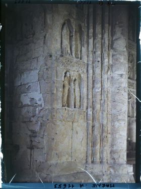 Image représentant France, Reims, Cathédrale, Porche Gauche pierres brulées