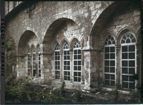 Image représentant Espagne, Santander, Le Jardin du Cloître de la Cathédrale (arcs du XIIIe S.)