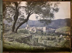 Image représentant Mont Athos, Vatopédi, Une vue s/ le Monastère de Vatopédi
