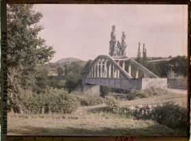 Image représentant France, Vallée d'Ossau, Sarrancolin : Pont de Ciment armé sur la Neste