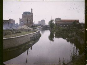 Image représentant France, Merville, Une vue sur la Lys et nouvelles usines