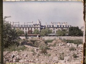 Image représentant France, Chauvoncourt, Aspect des Casernes, bâtiments bombardés
