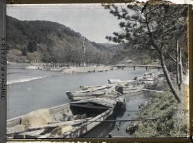 Image représentant Bord de l'Ujigawa (rivière Uji) et l'île Ukijima