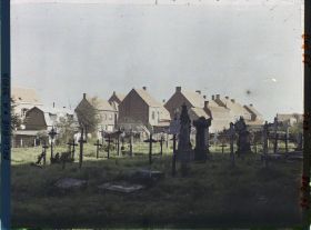 Image représentant Belgique, Neuve Eglise, Le Vieux Cimetière et nouvelles maisons