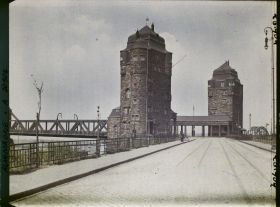 Image représentant Allemagne, Ruhrort, Occupation Française L'entrée du Pont du Rhin