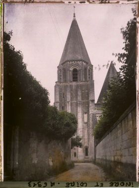Image représentant Le clocher de la collégiale Saint-Ours