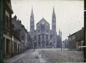 Image représentant France, Reims, Façade de St Rémy