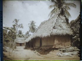 Image représentant Le village de Daagbé, exemple d'architecture traditionnelle