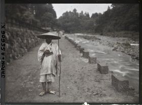Image représentant Pèlerin sur les bords de la Daiya-gawa
