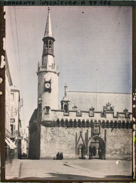 Image représentant La façade de l'Hôtel de Ville