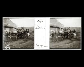 Image représentant Une charrette (ziche ou tangziche) transportant des hommes, attelée à un cheval au sud de Xizhimen ("porte Droite de l'Ouest")