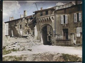 Image représentant France, Verdun, La porte Châtel et Ruines