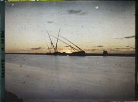 Image représentant Coucher de soleil sur le lac Menzaleh