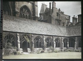 Image représentant Vue extérieure du cloître du New College