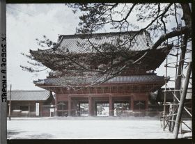 Image représentant Shiba-koen (parc de Shiba) : la porte Sanmon du temple Zojoji