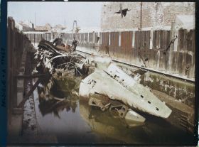 Image représentant Belgique, Ostende, Sous marin allemand dans sa Cale, vue prise de l'arrière