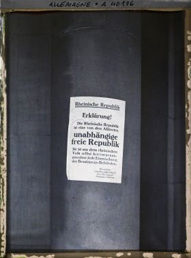 Image représentant Prusse , Duisbourg, Affiche de la proclamation de la République