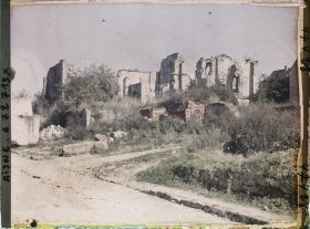 Image représentant Les ruines de l'église