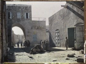 Image représentant Rue et porte de la ville