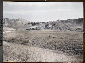 Image représentant Vue d'ensemble de la ville prise de la route de Taza en direction du nord-est