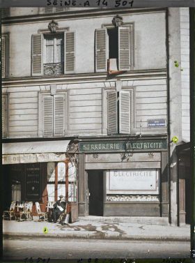 Image représentant Plaque "rue Pierre-Charron", actuellement n°9 rue Pierre-Ier-de-Serbie