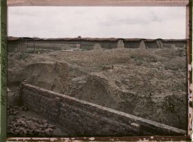 Image représentant France, Givenchy, Une briqueterie