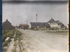 Image représentant Belgique, Langemarck, Une vue vers l'Ecole des Soeurs