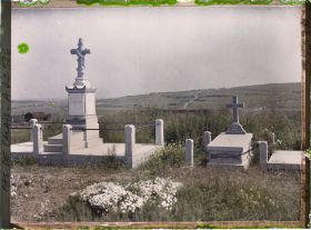 Image représentant France, Souchez, La Côte 119 vue du Cimetière Civil