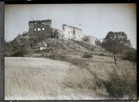 Image représentant France, Coucy le Chau, Ruines du Chau