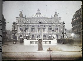 Image représentant Refuge à la station de métro Opéra, place de l'Opéra