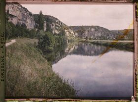Image représentant France, Laugerie-Basse vue de loin à peu près la même vue