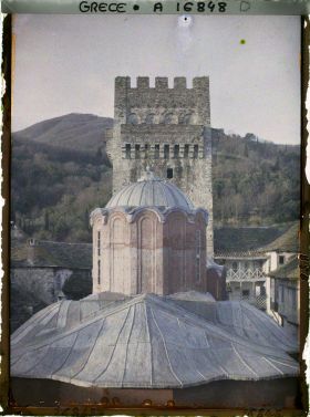 Image représentant Mont Athos, Grande Lavra, La Tour et la Coupole de Karakalon