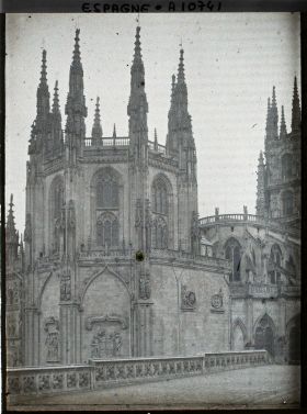Image représentant Espagne, Burgos, La Chapelle du Connétable de la Cathédrale vue de l'extérieur